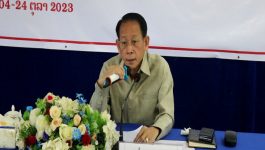 ພິທີເປີດອົບຮົມຫັດແອບວຽກງານສຶກສາປ້ອງກັນຊາດປ້ອງປັນຄວາມສະຫງົບໃຫ້ພະນັກງານນຳພາຄຸ້ມຄອງເປົ້າໝາຍ III ຊຸດທີIV