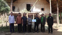 ການນໍາເມືອງໄຊຈໍາພອນລົງຊຸກຍູ້ຕິດຕາມອໍານາດການປົກຄອງບ້ານໂພນງາມສ້ອມແປ້ງเຮືອນຈໍາລອງ ທ່ານ ສີສົມພອນ ລໍວັນໄຊ