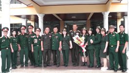 ອະດີດທະຫານອາສາສະໝັກ ແລະ ຊ່ຽວຊານຫວຽດນາມ ນະຄອນຮາຍຟ່ອງ ຢ້ຽມຢາມແຂວງບໍລິຄຳໄຊ
