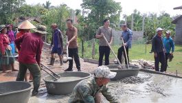 ເປີດຂະບວນການກໍ່ສ້າງທາງຮ່ອມບ້າານໂພນໄຊໃຕ້ ເມືອງປາກຊັນ ແຂວງບໍລິຄຳໄຊ