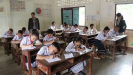 ເມືອງວຽງທອງເປີດບັ້ນສອບເສັງຈົບຊັ້ນປະຖົມຊັ້ນ ປໍ5 ທົ່ວເມືອງ