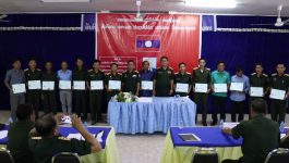 ປິດຊຸດອົບຮົມ-ຫັດແອບ ການເມືອງ-ການທະຫານໃຫ້ຫົວໜ້າຂະແໜງການທະຫານທ້ອງຖິ່ນແລະ ຫົວໜ້າກອງຮ້ອຍກອງຫຼອນທົ່ວແຂວງ