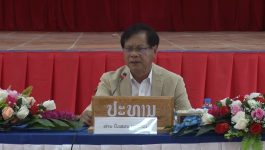 ອະດີດນາຍົກລັດຖະມົນຕີແຫ່ງ ສປປ ລາວ ພົບປະໂອ້ລົມພະນັກງານຫຼັກແຫຼ່ງ ເມືອງໄຊຈຳພອນ ແຂວງບໍລິຄຳໄຊ