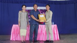 ເມືອງຄຳເກີດ ຈັດພິທີເປີດການສອບເສັງຈົບຊັ້ນມັດທະຍົມຕອນຕົ້ນ ມໍ4 ສົກຮຽນ 2023-2024