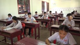 ຄະນະສະເພາະກິດຂັ້ນກະຊວງ ແລະ ຂັ້ນແຂວງ ລົງກວດກາເບິ່ງການສອບເສັງຈົບຊັ້ນ ມໍ7 ສາຍສາມັນ ສົກຮຽນ 2023-2024