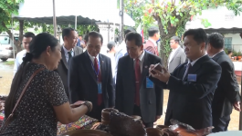 ພະແນກອຸດສາຫະກຳ ແລະ ການຄ້າແຂວງ ສົບທົບກັບ ສະພາການຄ້າ ແລະ ອຸດສາຫະກຳແຂວງ ເປີດງານຕະຫຼາດນັດ