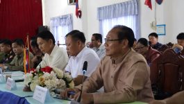ປາກກະດິງ-ບຶງໂຂງຫຼົງ ພົບປະແລກປ່ຽນບົດຮຽນ ປຶກສາຫາລືວຽກງານຊາຍແດນ