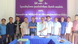 ພິທີມອບ-ຮັບໂຄງການກໍ່ສ້າງນ້ຳບາດານ ຢູ່ສະຖານີທົ່ງແສນ ເມືອງຄຳເກີດ