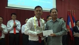 ໂຮງຮຽນທິດສະດີການເມືອງ-ການປົກຄອງແຂວງ ຈັດກິດຈະກຳປະກວດນັກຮ້ອງສຽງດີ ແລະ ຖາມ-ຕອບ ຄຳຖາມວິທະຍາສາດ
