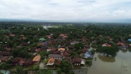 ທ່ານເຈົ້າແຂວງ ລົງຕິດຕາມການເຝົ້າລະວັງ ລະດັບນ້ຳຂອງ ແລະ ເນື້ອທີ່ທຳການຜະລິດປະຊາຊົນ