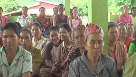 ຜູ້ປະສານງານຂັ້ນແຂວງ ຂັ້ນເມືອງ ໂຄງການກໍ່ສ້າງລົງເຮັດວຽກຮ່ວມກັບປະຊາຊົນ ບ້ານ ນາທ່ອນ ເມືອງຄຳເກີດ