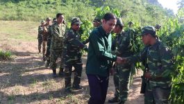 ການຊ້ອມຮົບປະສານສຽງແຕກ ຂອງກອງບັນຊາການທະຫານເມືອງປາກກະດິງ ທະຫານແຂວງບໍລິຄຳໄຊ