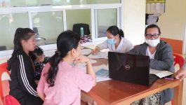ບໍລິສັດໄຟຟ້ານ້ຳເທີນ 1 ເປີດຂະບວນການກວດກາສຸຂະພາບ ປະຈຳປີ ຟຣີ ໃຫ້ປະຊາຊົນບ້ານຫ້ວຍຫອຍ