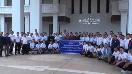 ຄູອາຈານນັກສຶກສາ ທິດສະດີການເມືອງຂັ້ນກາງຮຸ່ນທີ V ໂຮງຮຽນການເມືອງແຂວງຂົວມິດຕະພາບລາວ-ໄທແຫ່ງທີ່ 5